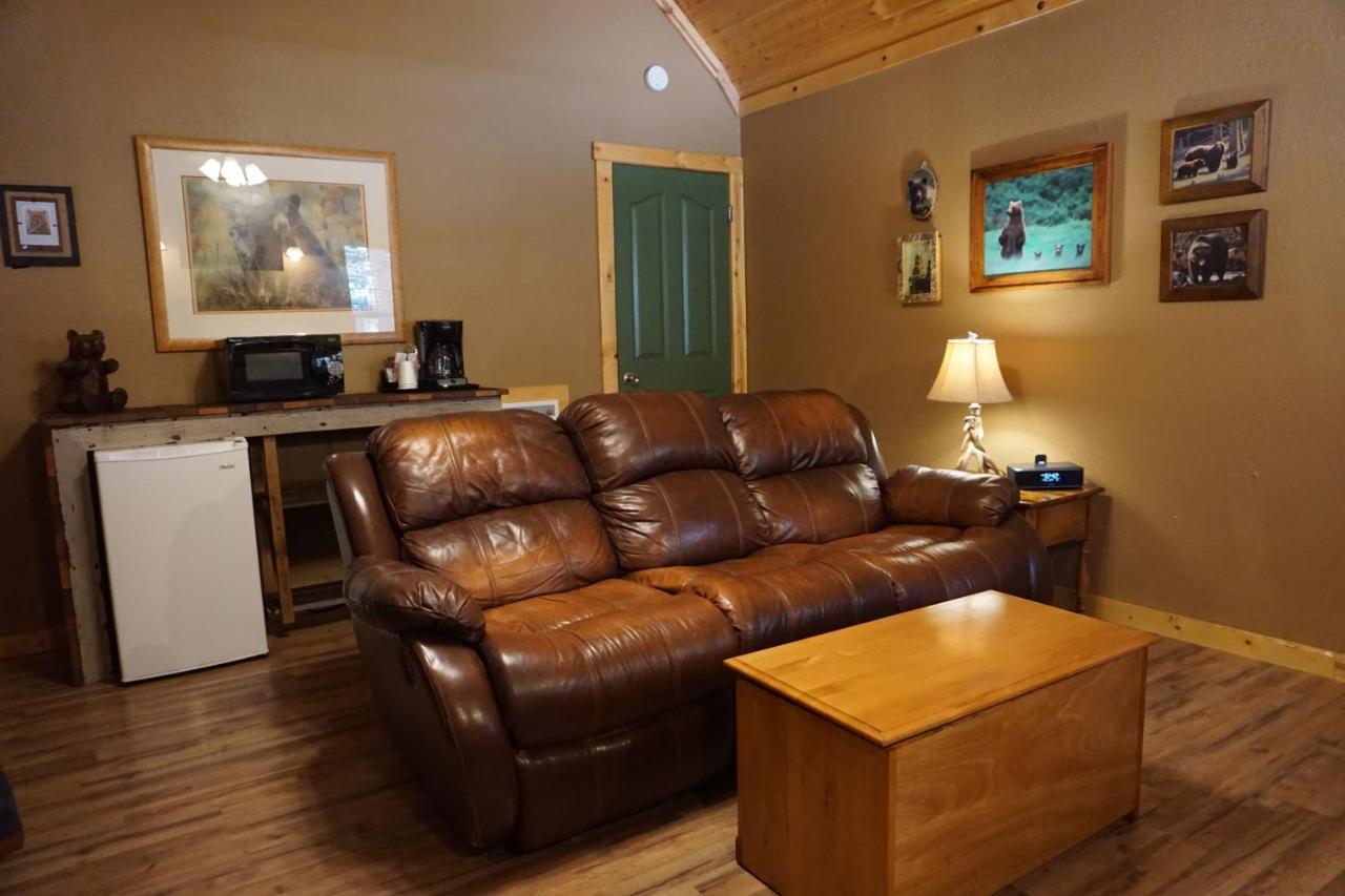 Shaver Lake Village Hotel Экстерьер фото