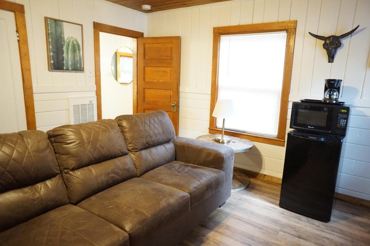 Shaver Lake Village Hotel Экстерьер фото