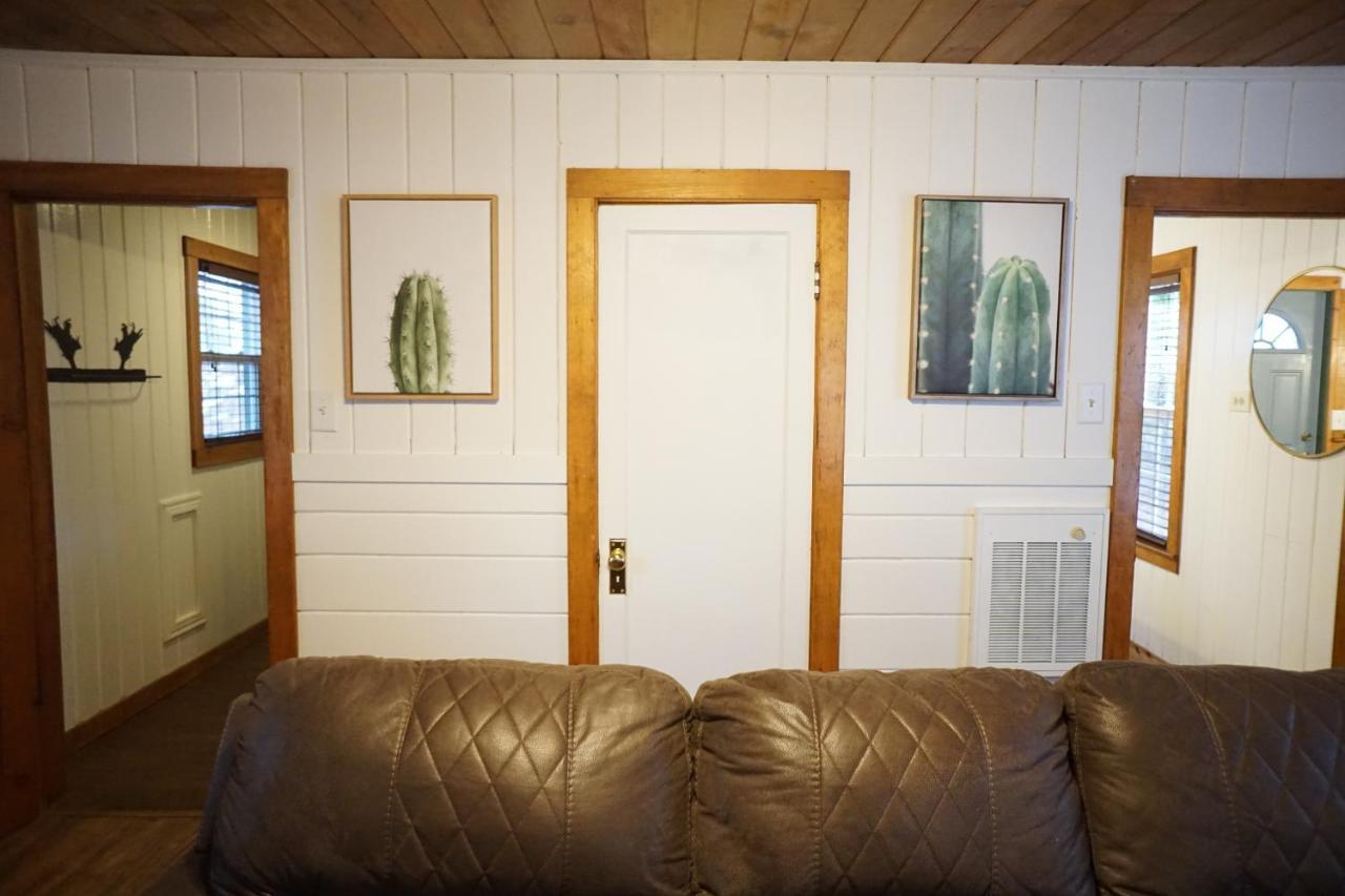 Shaver Lake Village Hotel Экстерьер фото